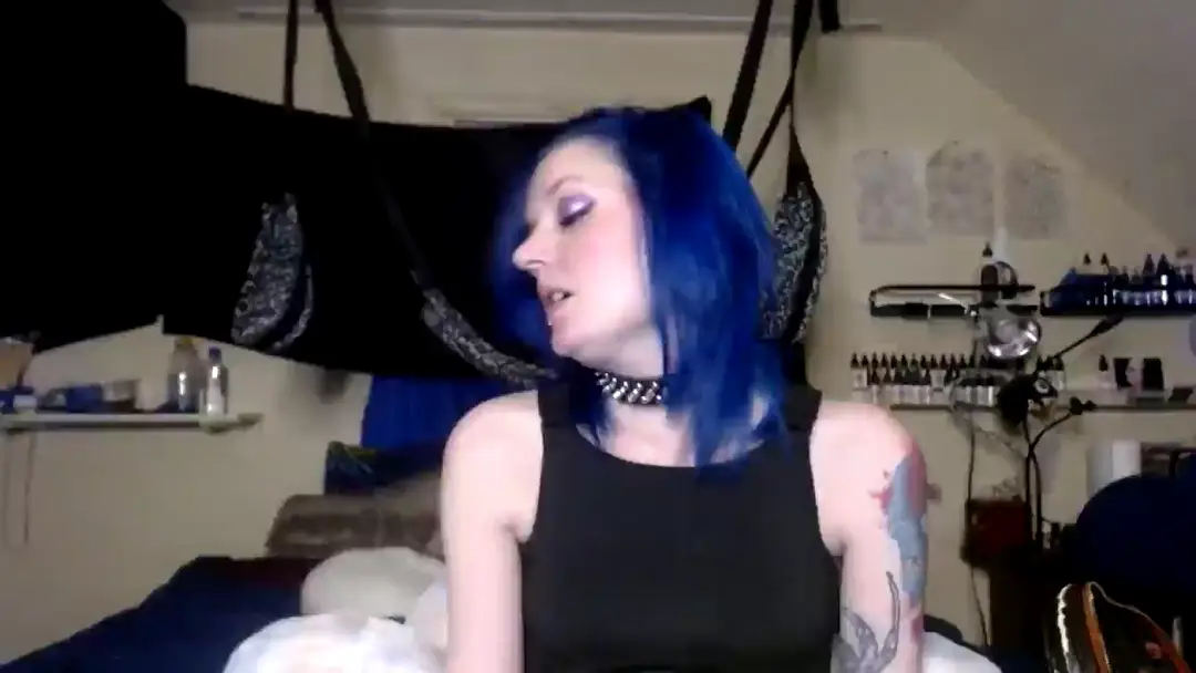 Lunaoddwitch show preview