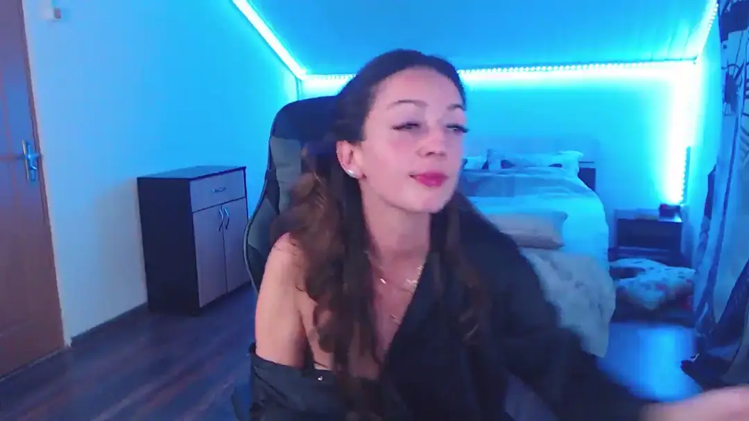 SlimCurly video #108573