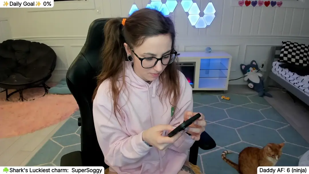 TheSharkQueen show preview