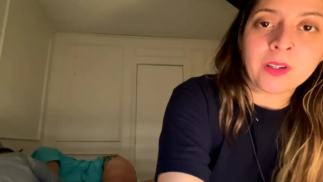 AriFoxGirl show preview