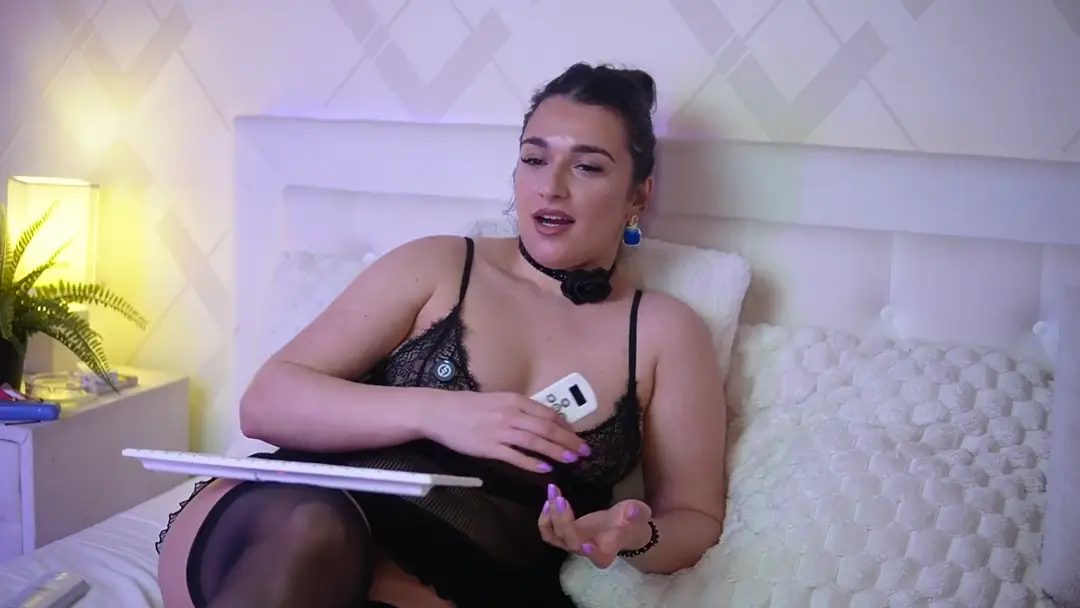 EmmaDallas show preview