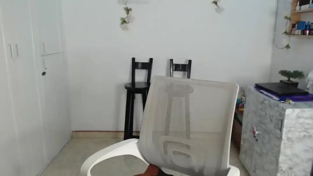 Anastasia_wh show preview