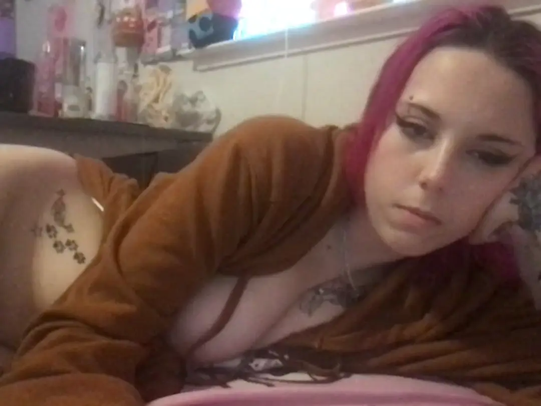 BratAngelica show preview