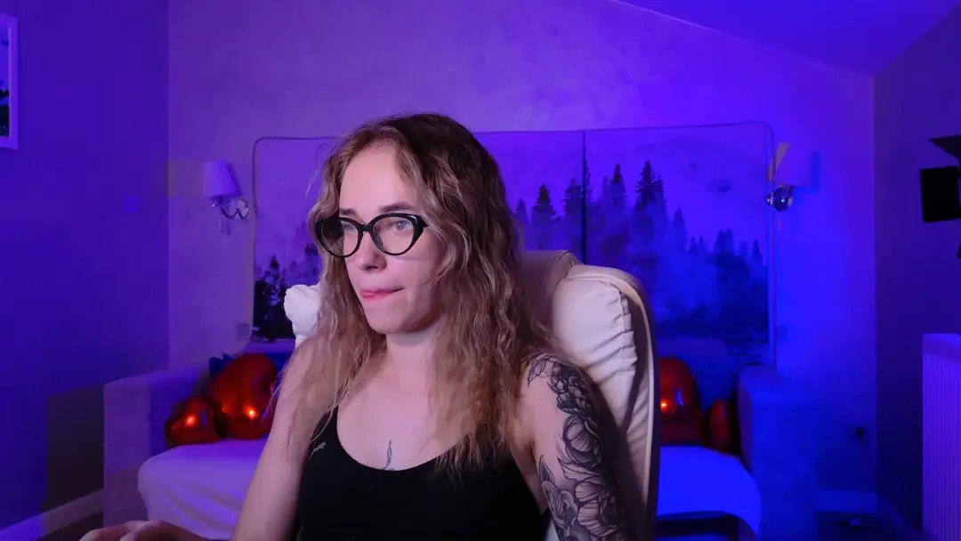 CassieHoward show preview