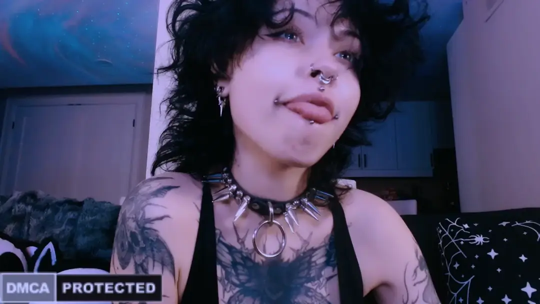 CuddleFoxy video #111620