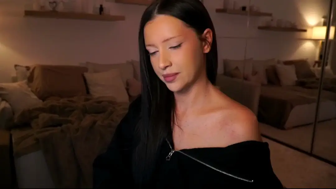 Its_Ana show preview