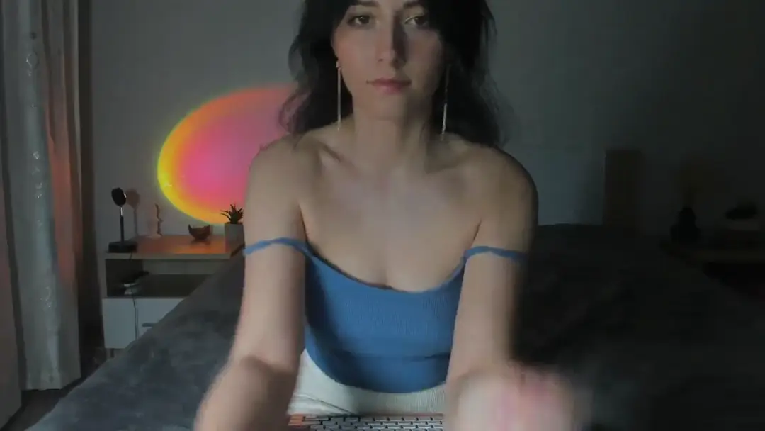 LiiaLiaaaaa show preview