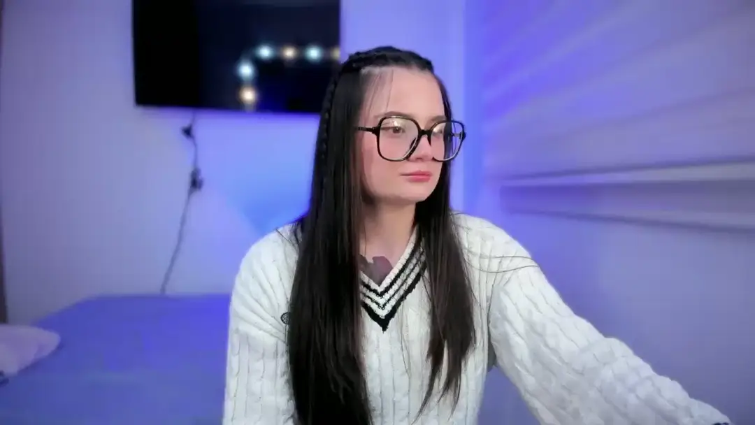 Ninavolkov show preview