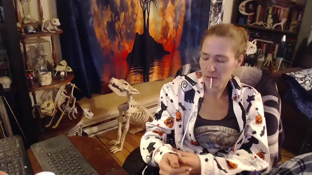 SinnamonKiss show preview