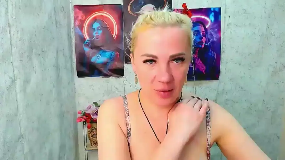 StellaBaz_ show preview