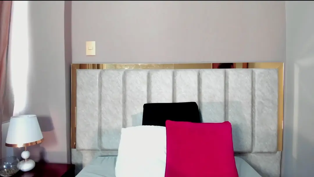 TessaMonroe show preview