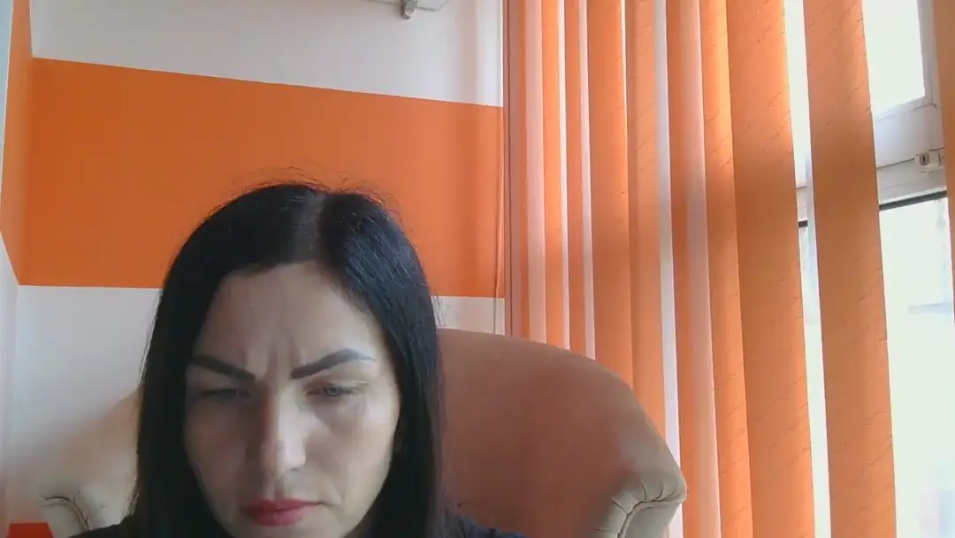 MiaAllens show preview