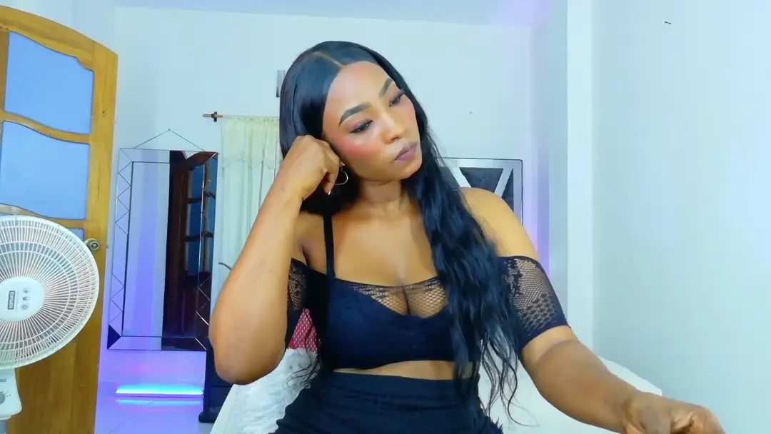 Taliana111 show preview