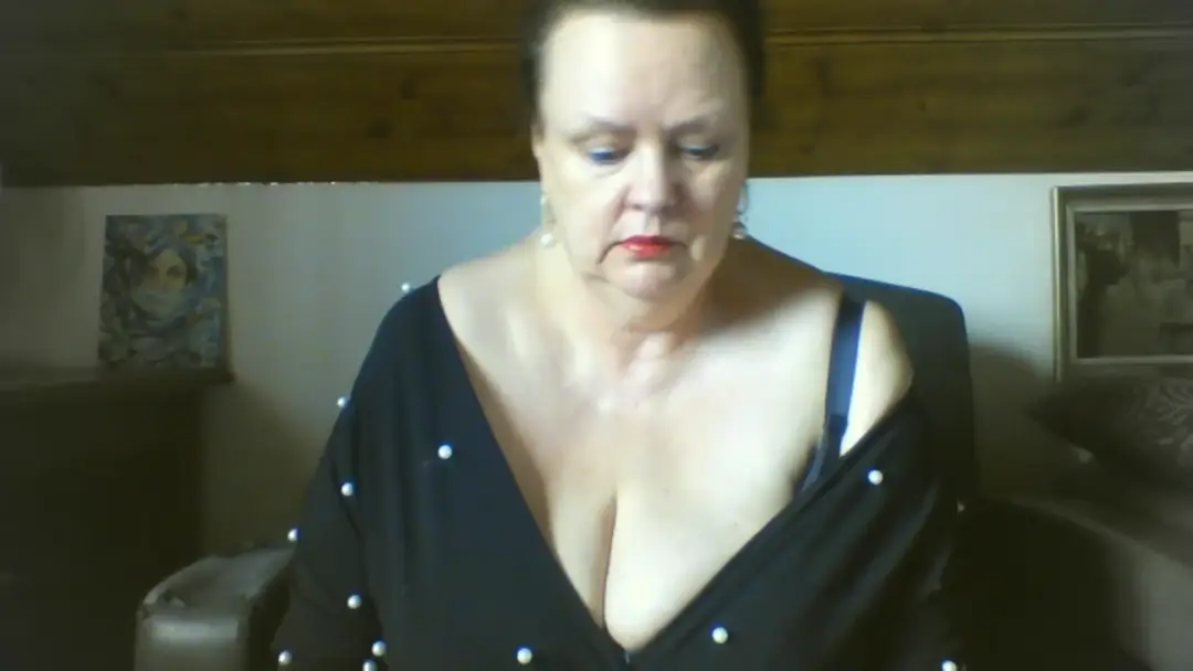 TiffanyMilf show preview