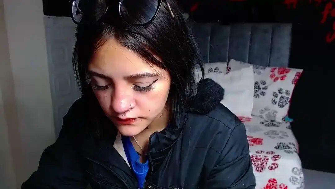 Violettasquir show preview