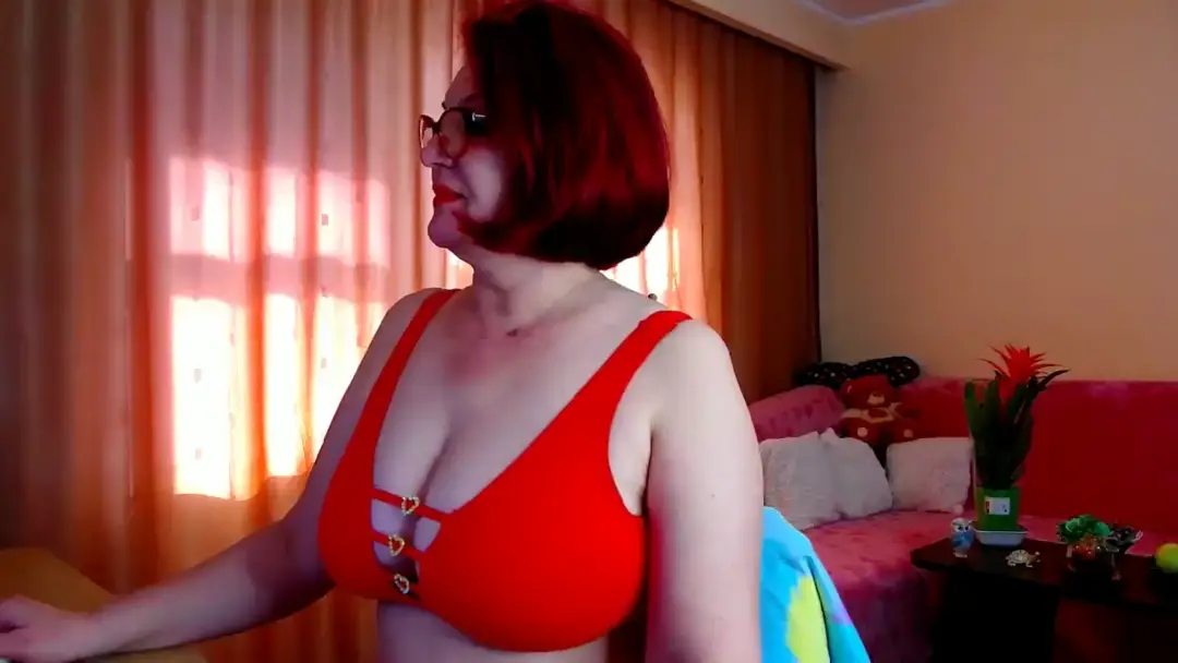 EdithCharm show preview