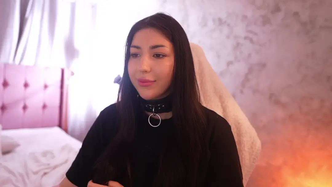 JESSICAA show preview