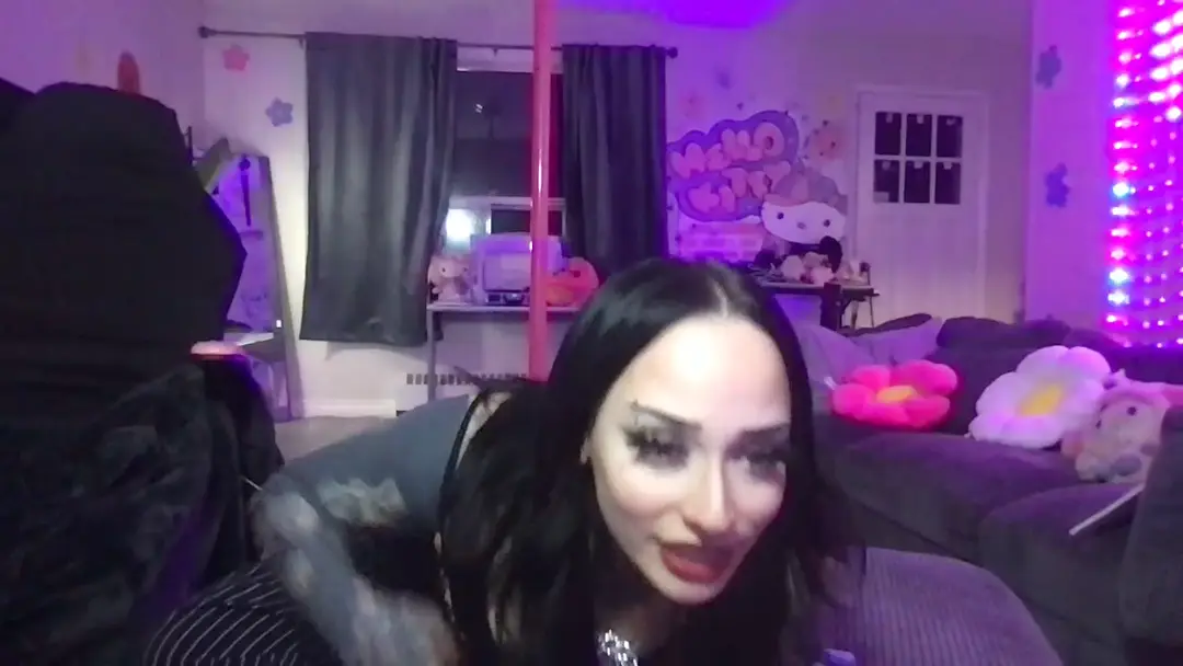 nikkinghtmre show preview