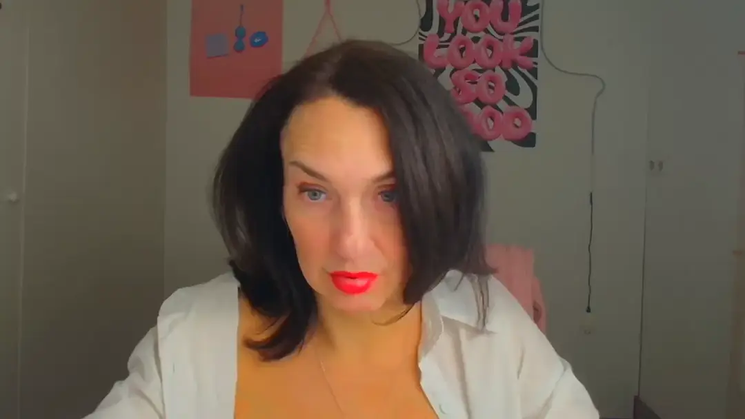 Darkkristina show preview