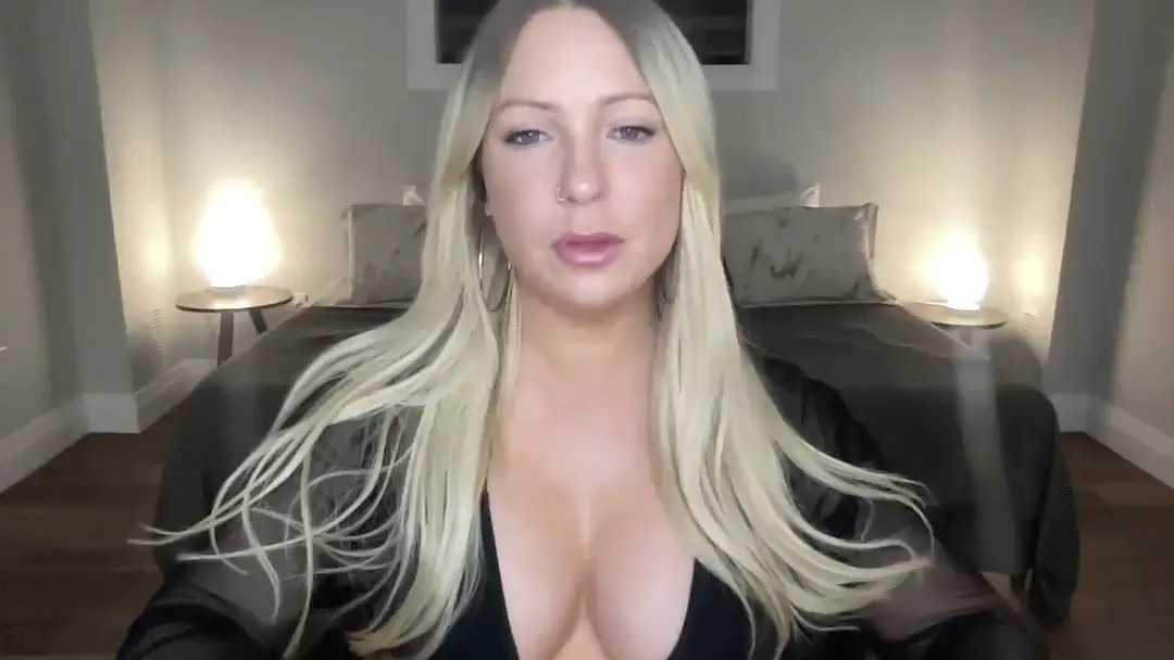 eh1_Scarlett show preview