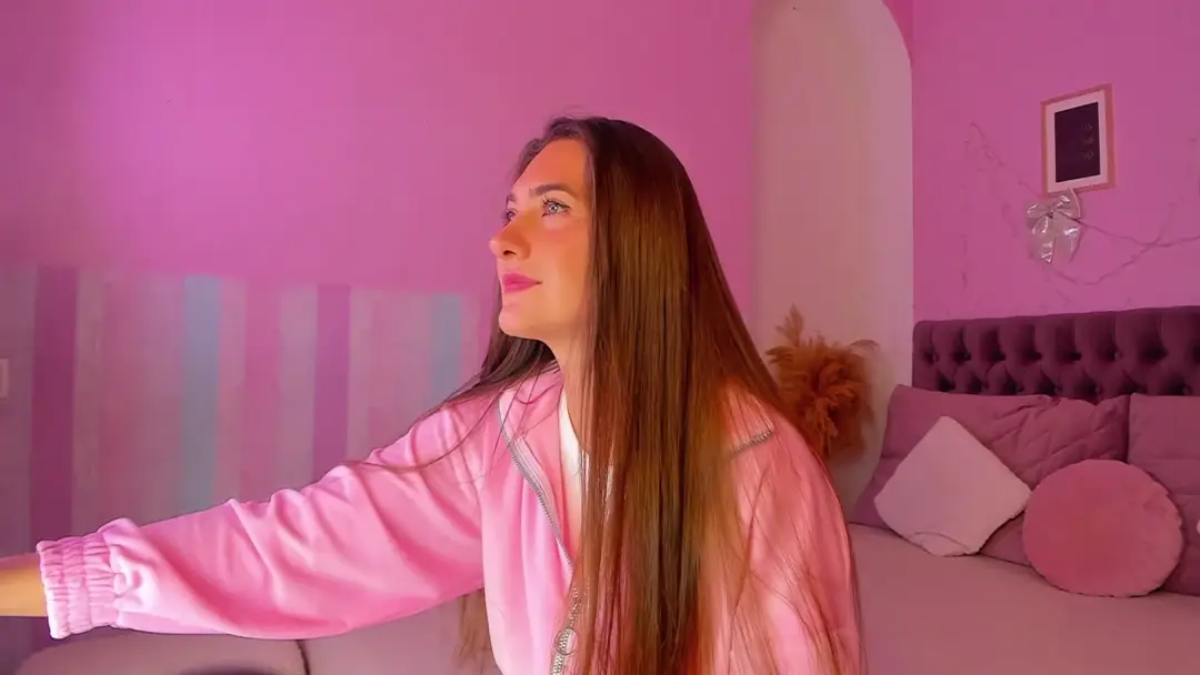 Evalaniss show preview