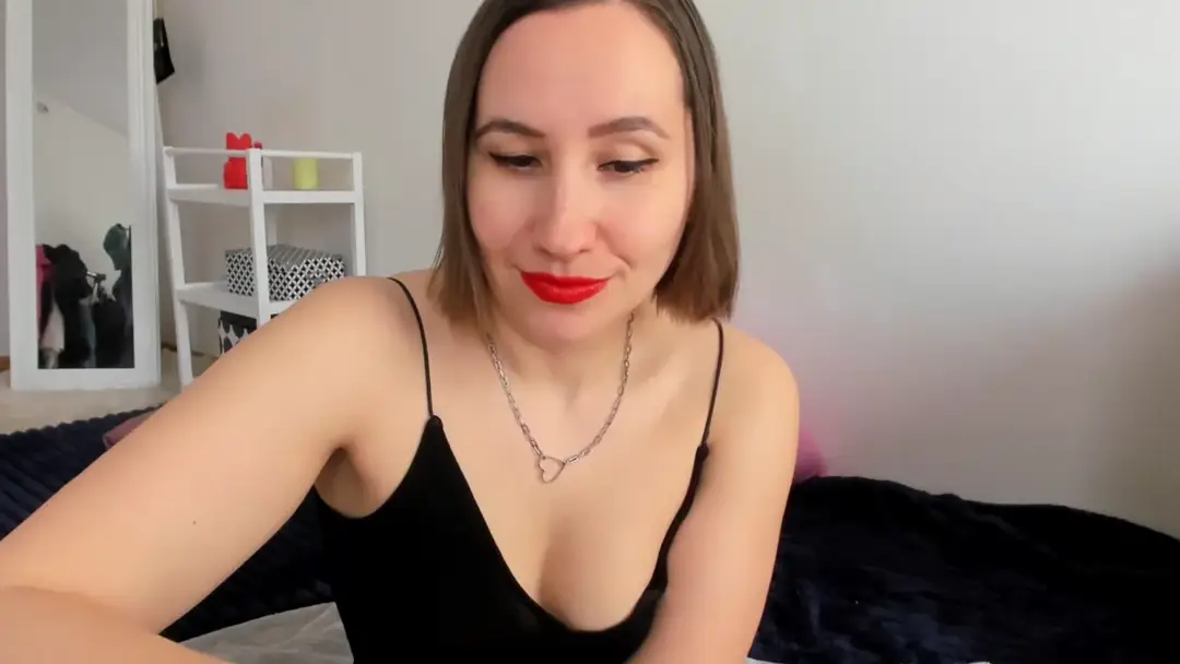 Kristina_lila show preview