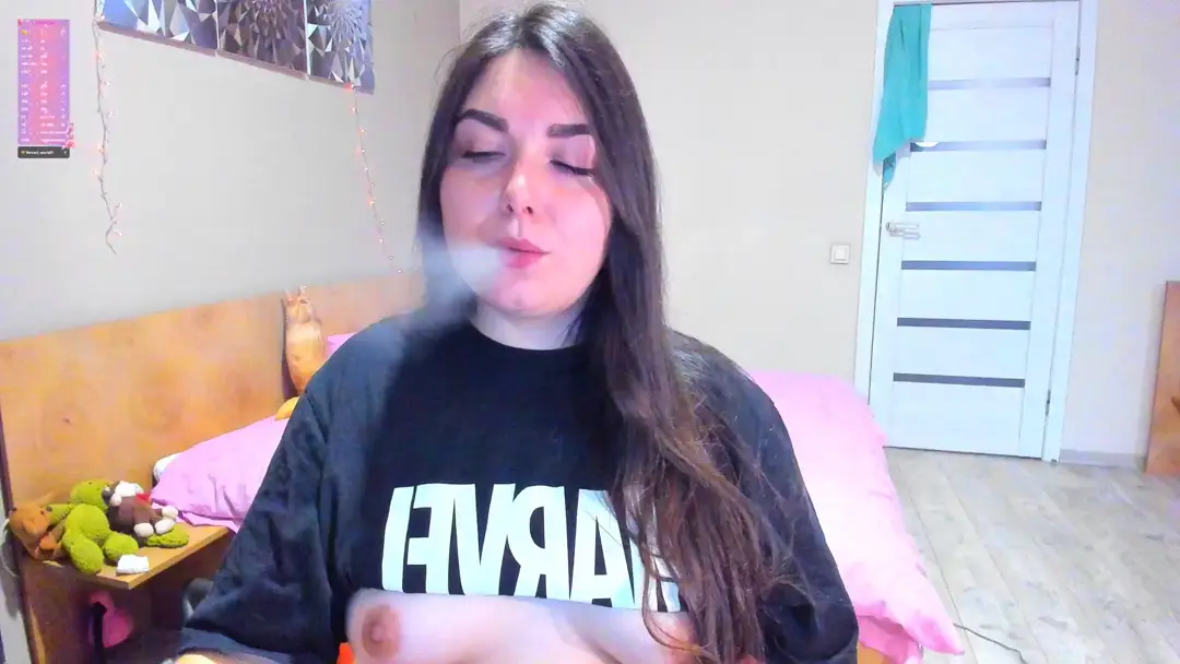 ShyAgnese show preview