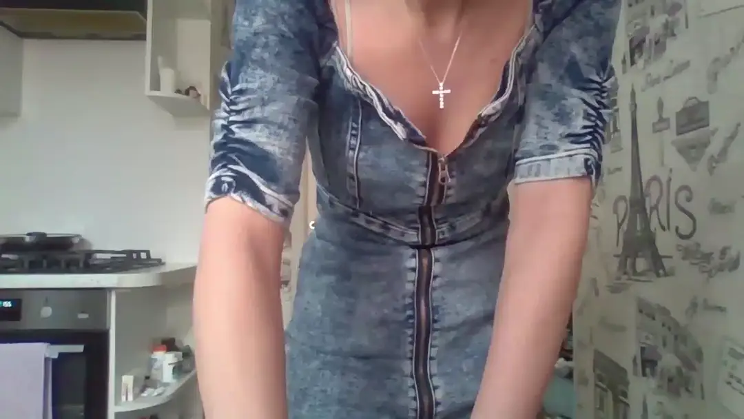 Sweeettcandyy show preview