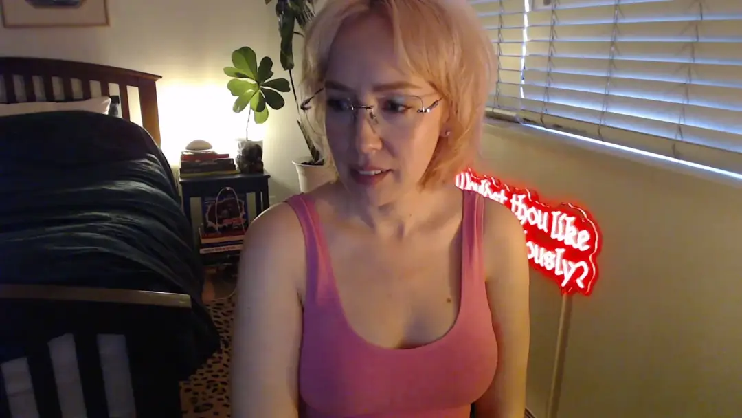 TrojiesHoney show preview