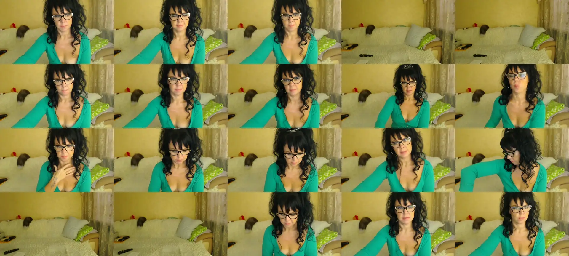 WebcamSlutxx photo contact sheet