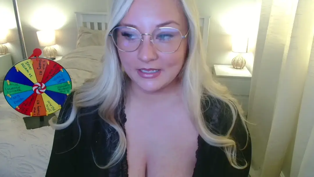 AlexisBrookeX show preview