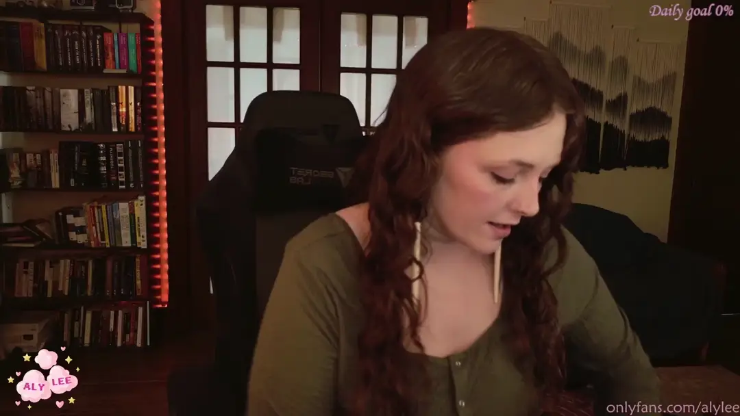 AlyLee