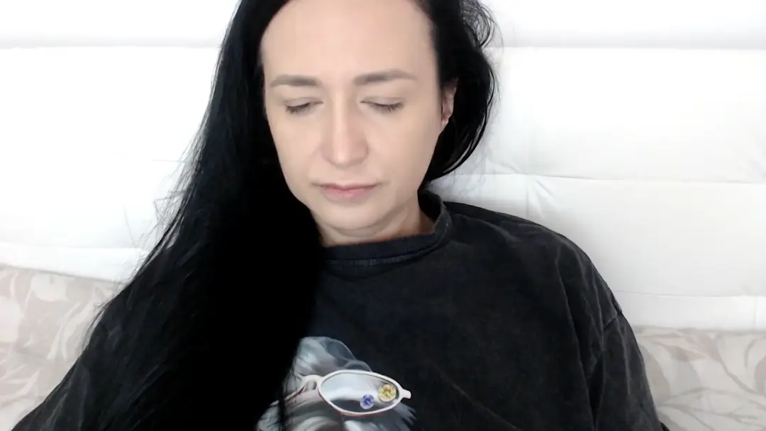 AnaKarla show preview