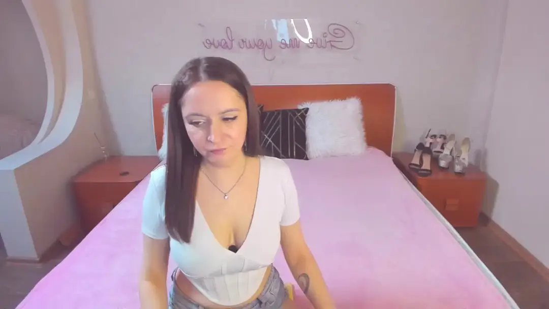 AngelikaLika show preview