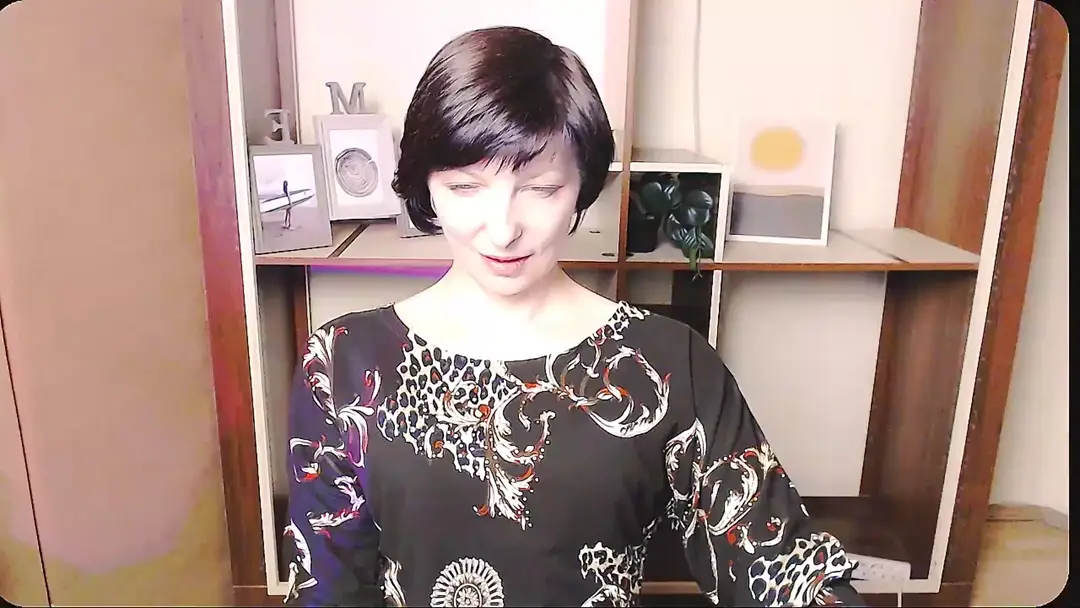 AnnShelen_ show preview