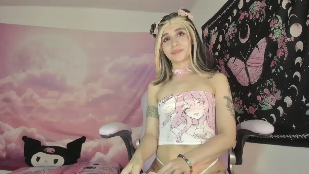 britani_12 show preview