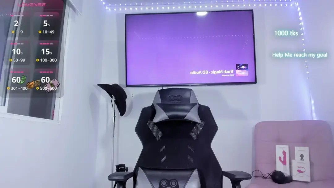 emily_palmeer show preview