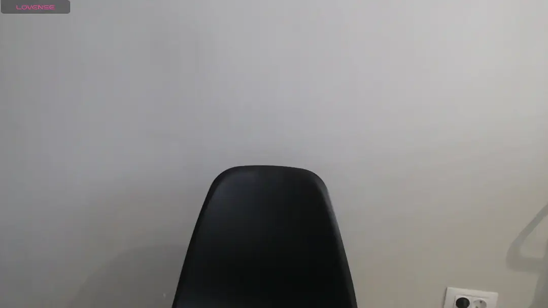 Issabela18 show preview