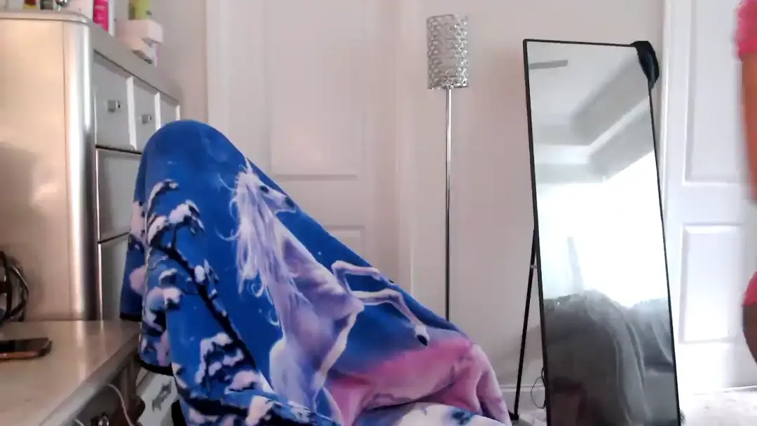 Itsbutterfly show preview