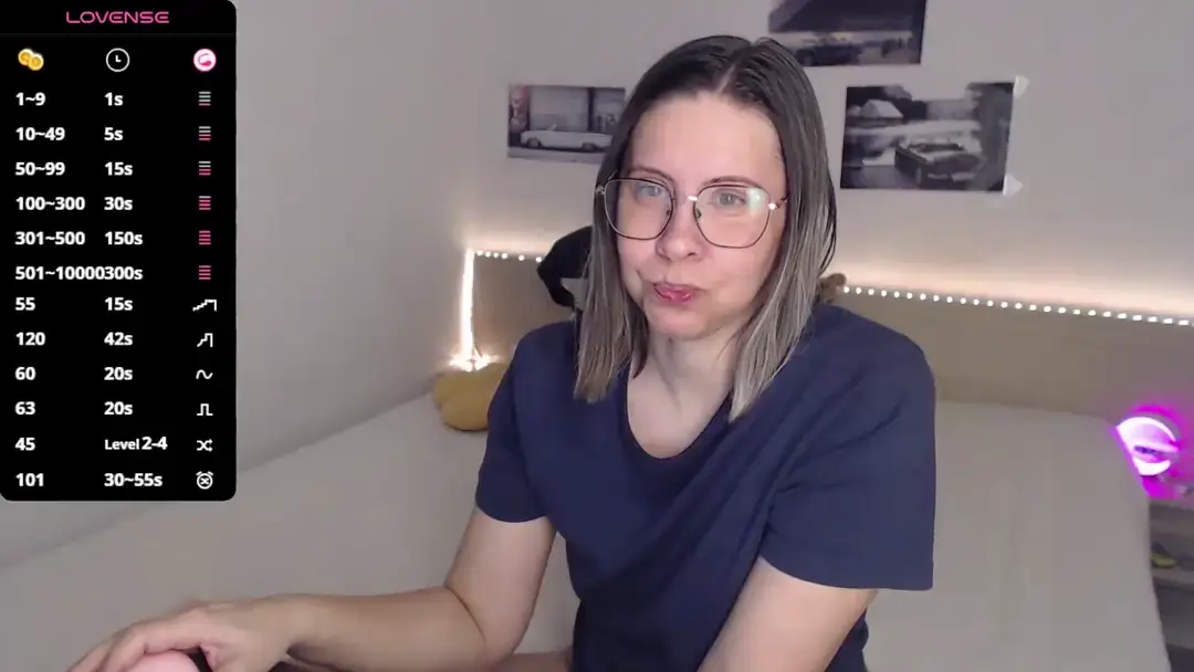 JustMeXY7 show preview