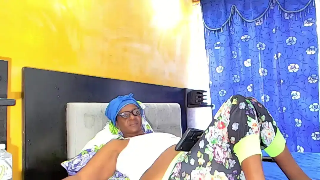 Anahiswee show preview