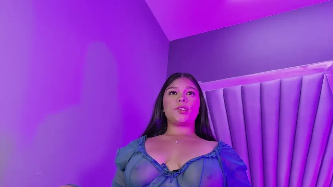 HatsaJones show preview