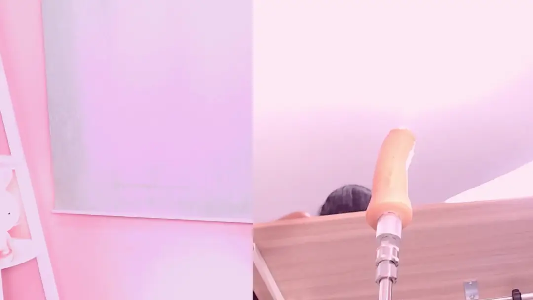 EllieBlush show preview