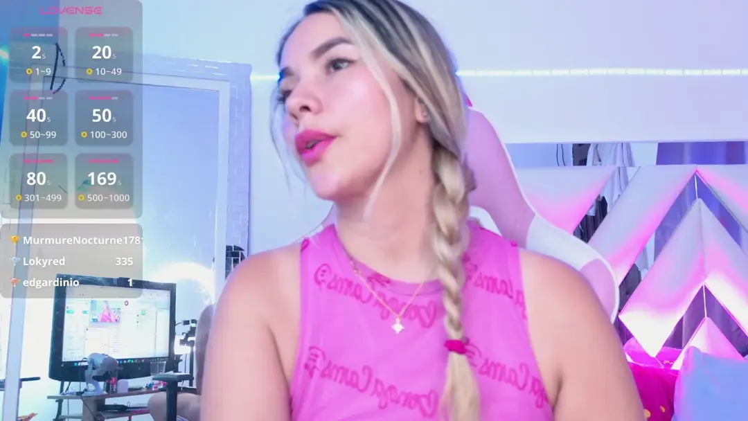 LunaBiely show preview