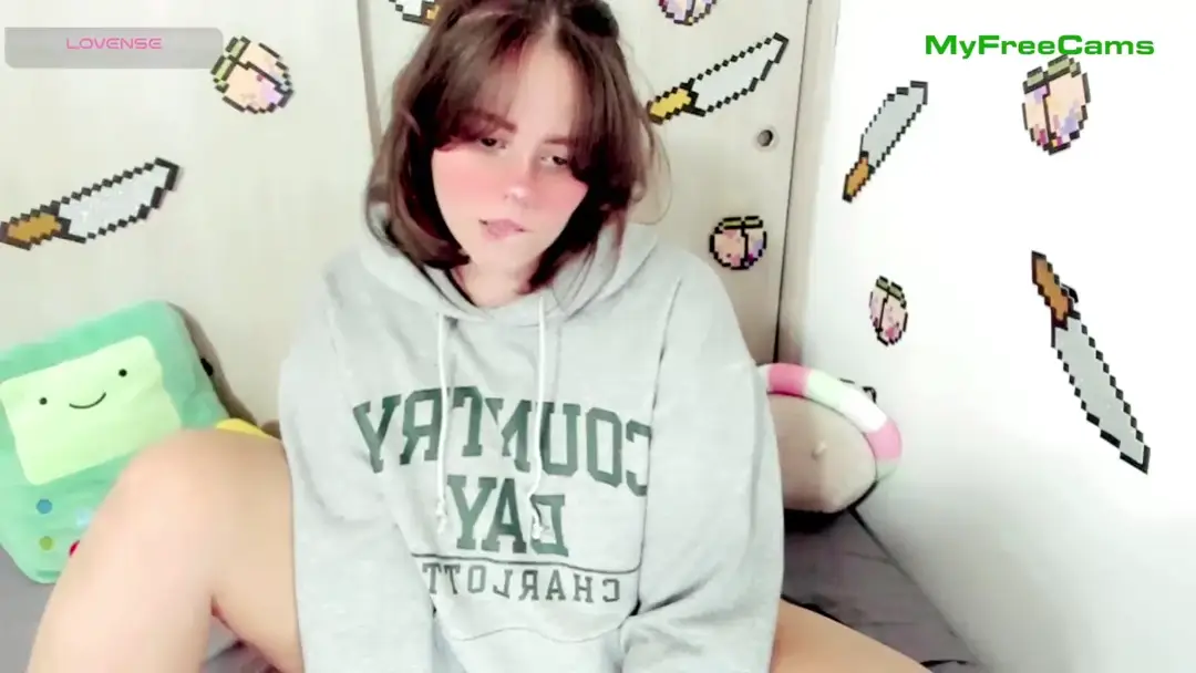 PeachyBlade show preview