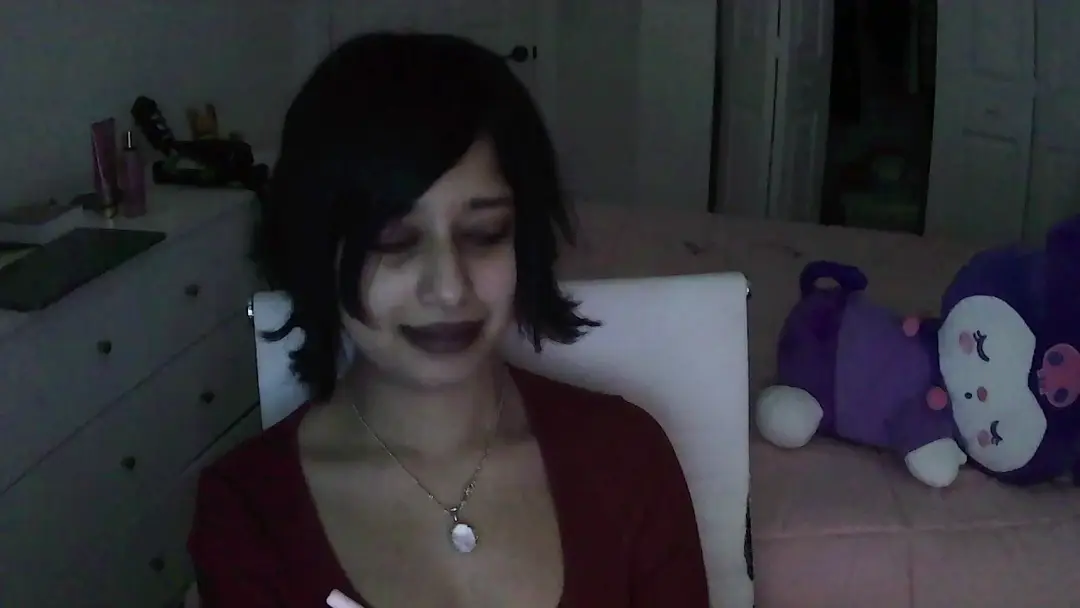 StrangeXGirl show preview