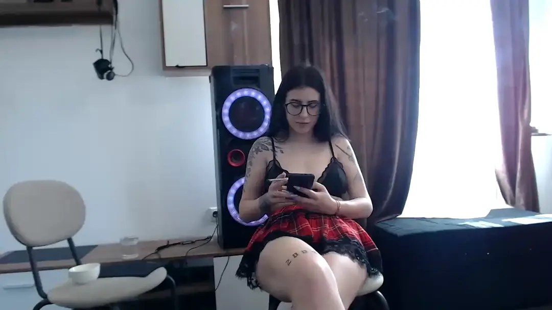 Trixiepage23 show preview