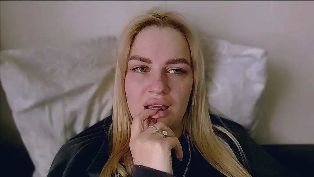 Whitehex666 show preview