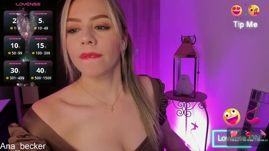 Ana_becker show preview