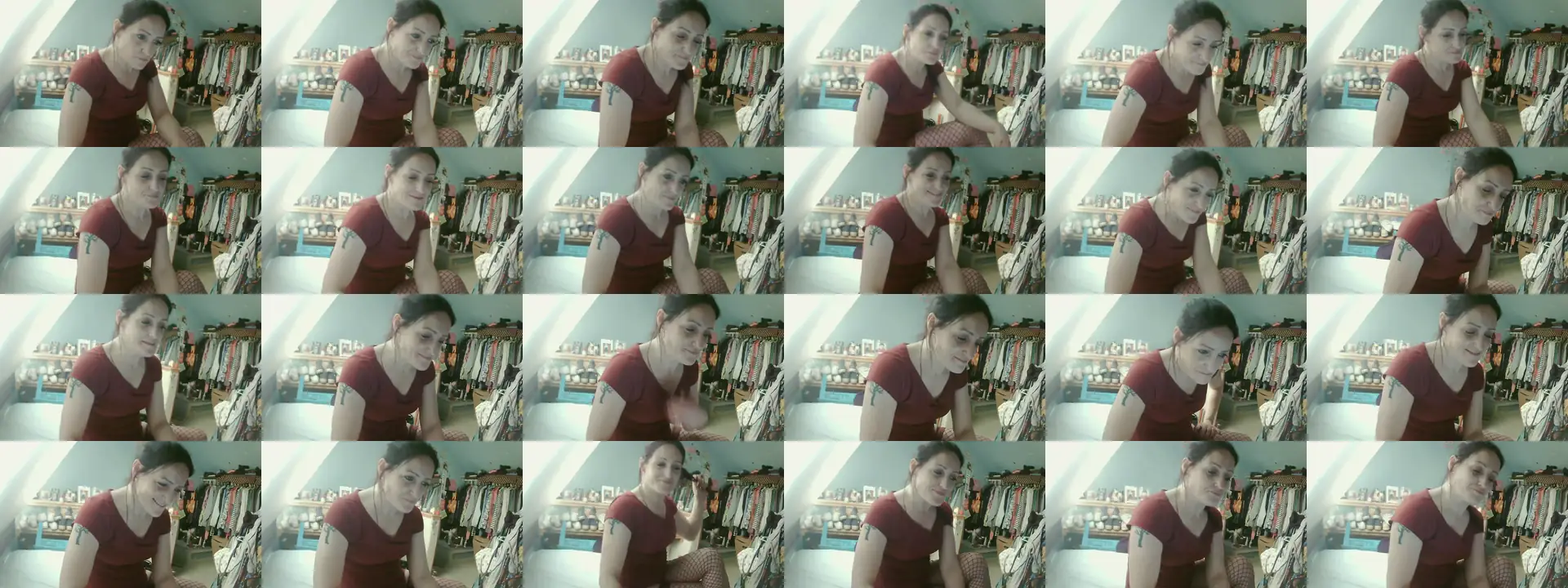 Sexysara69 photo contact sheet